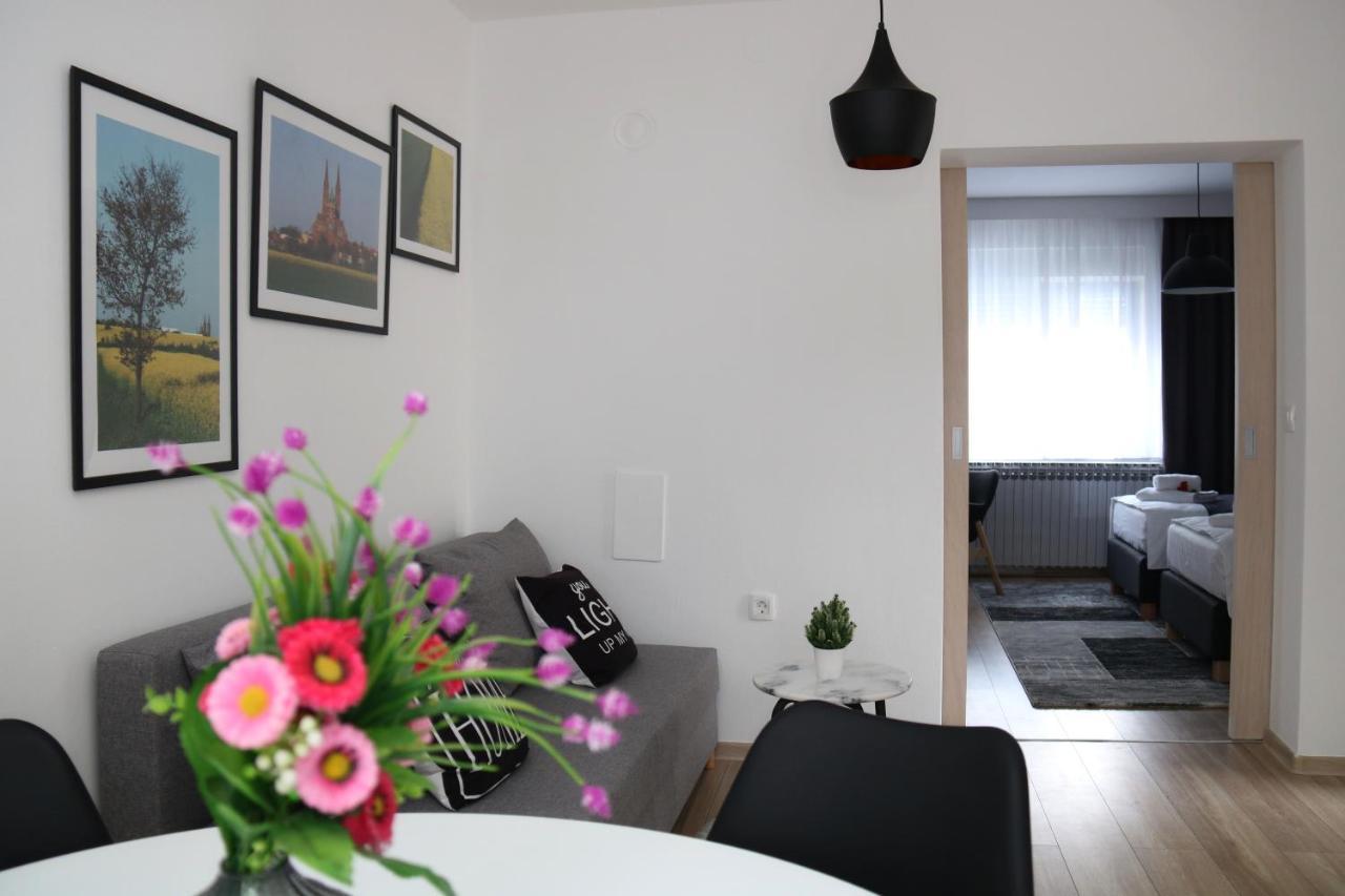 Apartman Relax Ðakovo Eksteriør billede