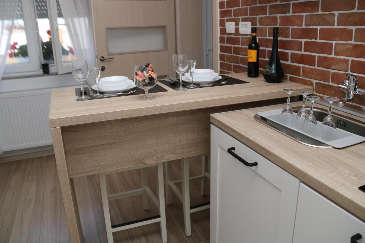 Apartman Relax Ðakovo Eksteriør billede
