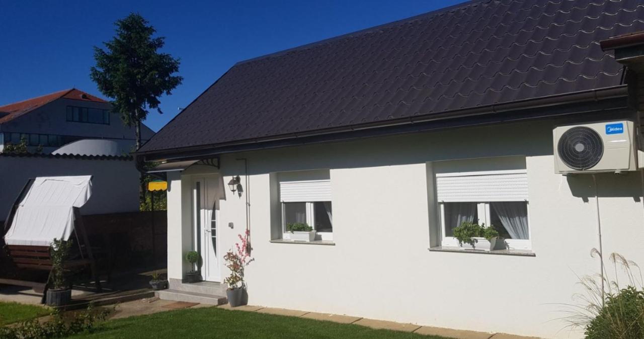 Apartman Relax Ðakovo Eksteriør billede